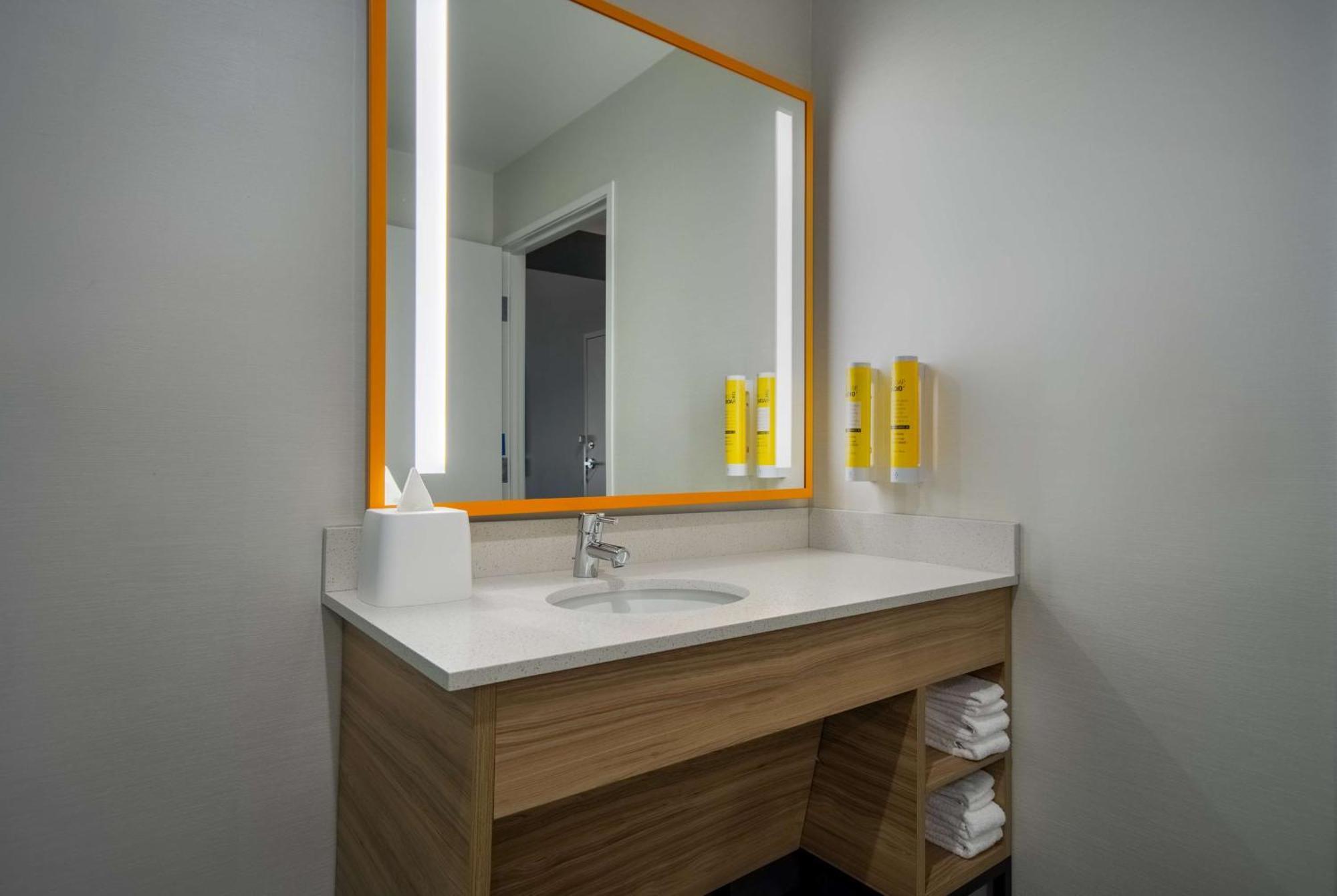 Tru By Hilton Merrillville Exteriör bild